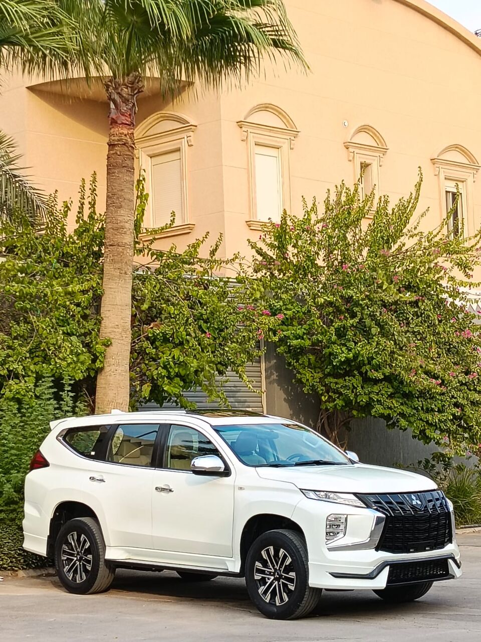 Riyadh, Vehicles, Cars & Trucks , SAR 85000,  MITSUBSHI MONTERO SPORT,  2022,  Automatic,  68000 KM,  FULL OPTION