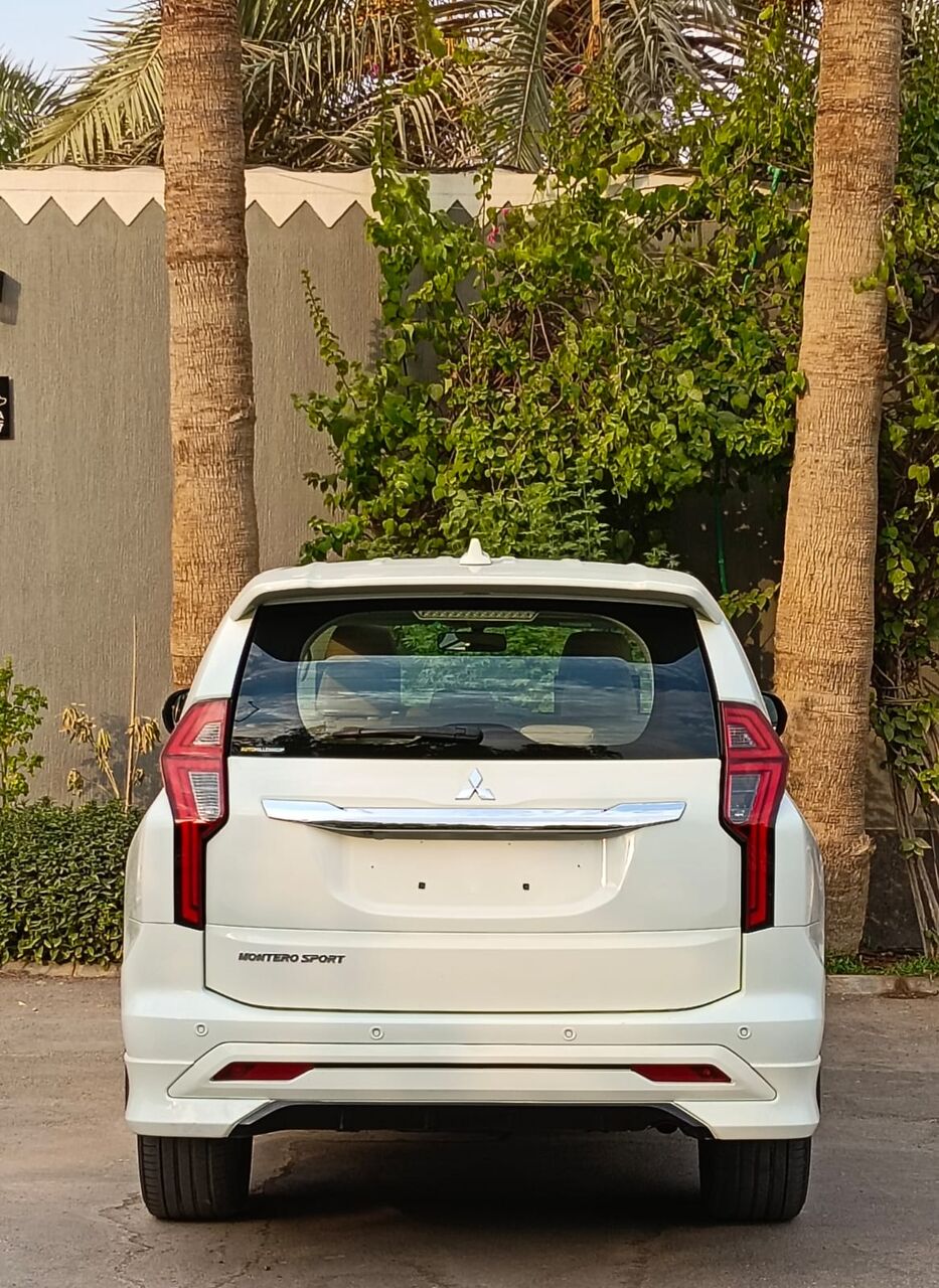 Riyadh, Vehicles, Cars & Trucks , SAR 85000,  MITSUBSHI MONTERO SPORT,  2022,  Automatic,  68000 KM,  FULL OPTION
