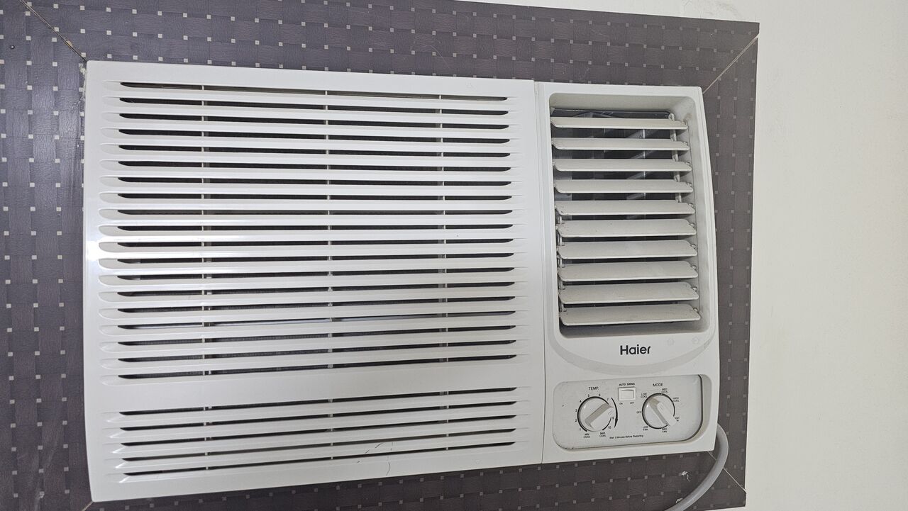 Riyadh, Air Conditioners, SAR 2400,  Window ACs, Ceiling Fans, Full Kitchen Cabinet Set (Al Khaleej, Riyadh)