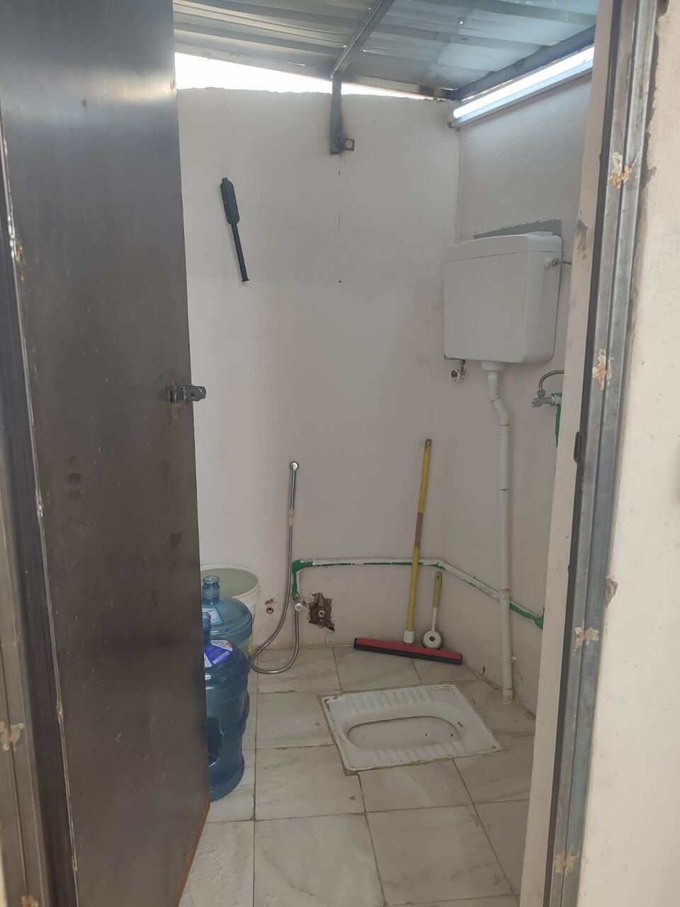 Riyadh, Bedspace For Rent, SAR 400/month,  Bed Space Available &ndash; Room Partner Needed