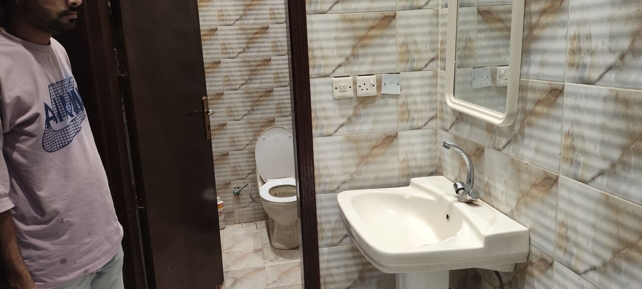 Al-Muzahmiya, Bedspace For Rent, SAR 600/month,  9 Sq. Meter,  1 Executive Bedspace