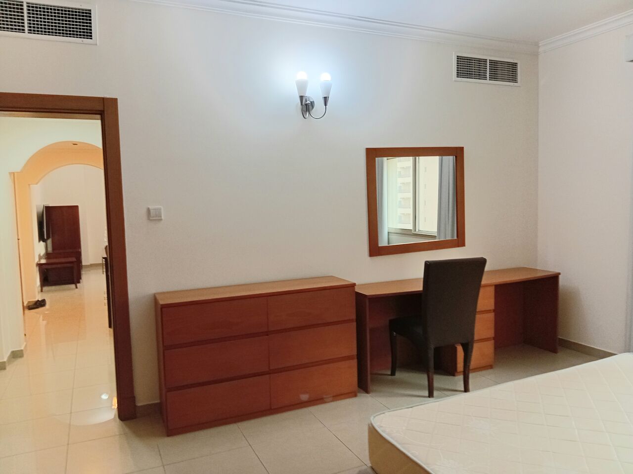 Juffair, Apartments, Flats, Houses & Villas, BHD 300/month,  Furnished,  1 BR,  1 BHK Apartment For Rent In Juffair Inclusive EWA Limit!!! Call N WhatsApp 36761304