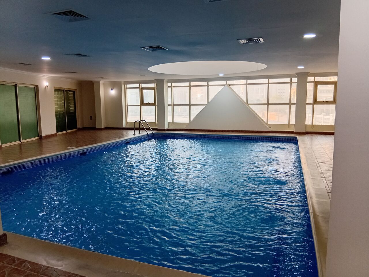 Juffair, Apartments, Flats, Houses & Villas, BHD 300/month,  Furnished,  1 BR,  1 BHK Apartment For Rent In Juffair Inclusive EWA Limit!!! Call N WhatsApp 36761304