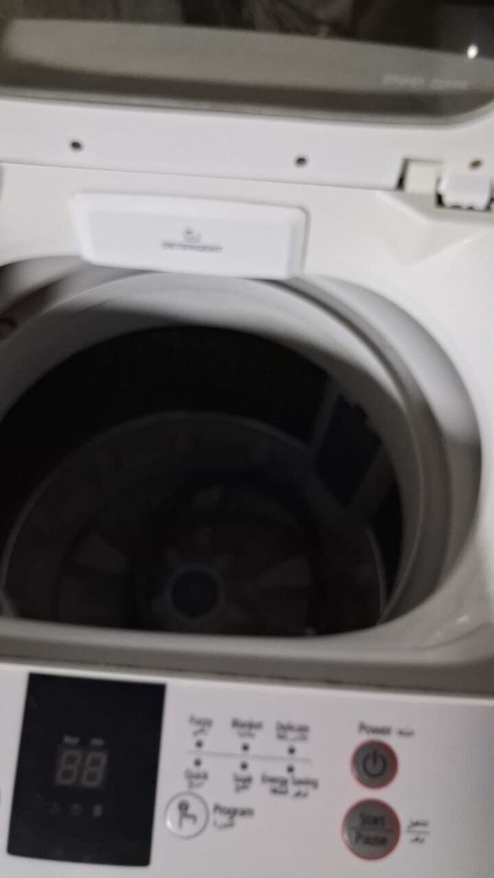 Jeddah, Appliances, SAR 400,  !FOR SALE &ndash; Samsung 6KG Fully Automatic Washing Machine!