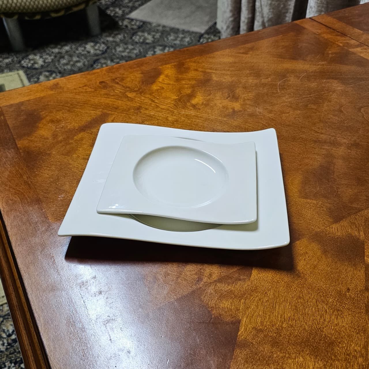 Khobar, Household Items, SAR 1950,  طقم عشاء فيليروي آند بوخ ألماني (16 قطعة) - Villeroy & Boch NewW