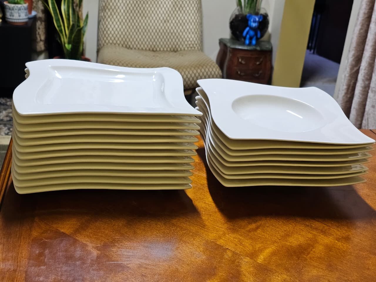 Khobar, Household Items, SAR 2950,  Villeroy & Boch NewWave Wavy Dining Set (20 Pieces) - Fine China