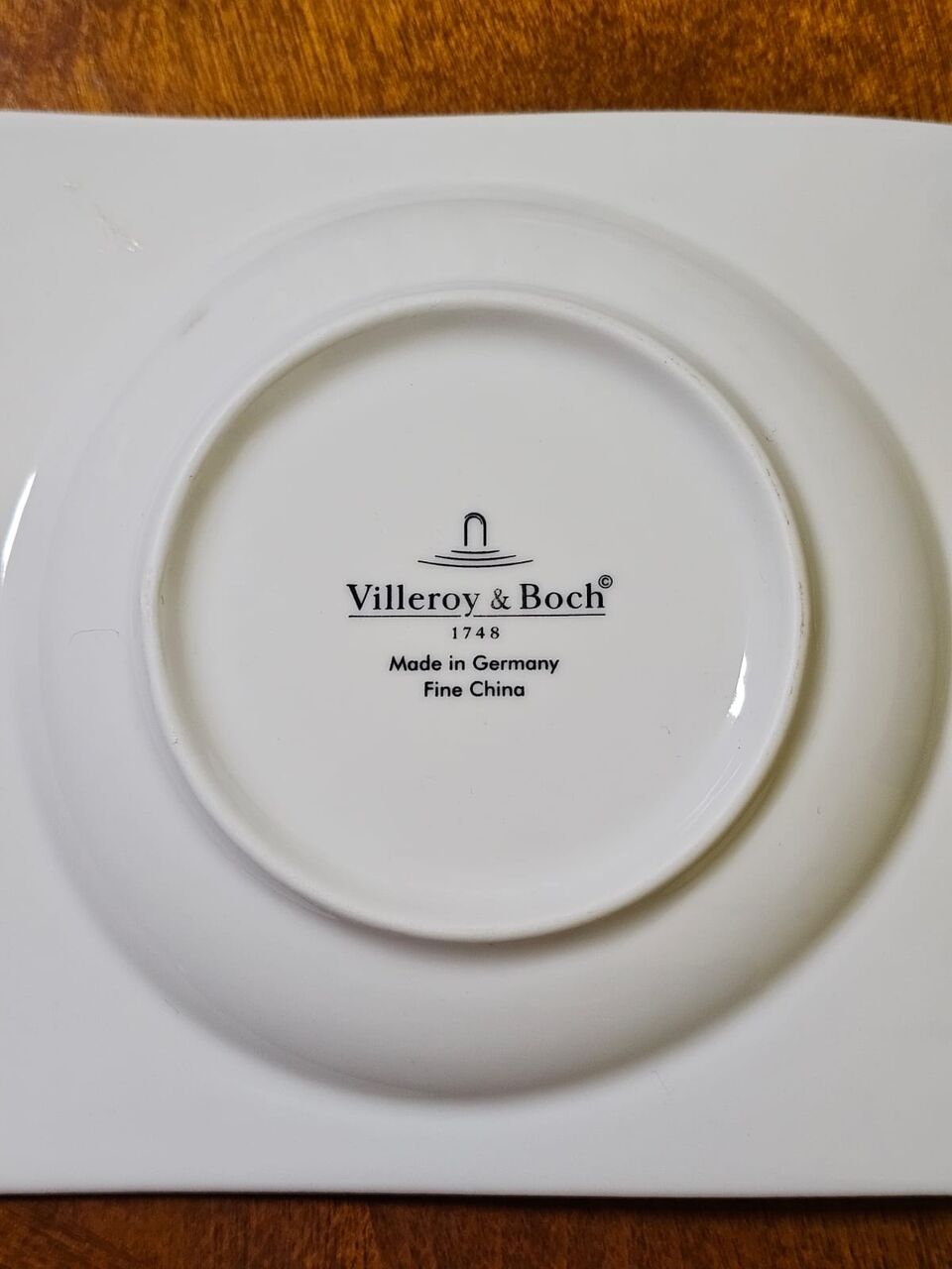 Khobar, Household Items, SAR 750,  Villeroy & Boch NewWave Large Platter & Appetizer Plates (11 Pcs)