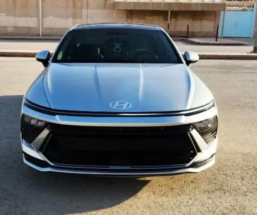 Riyadh, Vehicles, Cars & Trucks , HYUNDAI SONATA,  2024,  Automatic,  40000 KM,  FULL OPTION  SMART