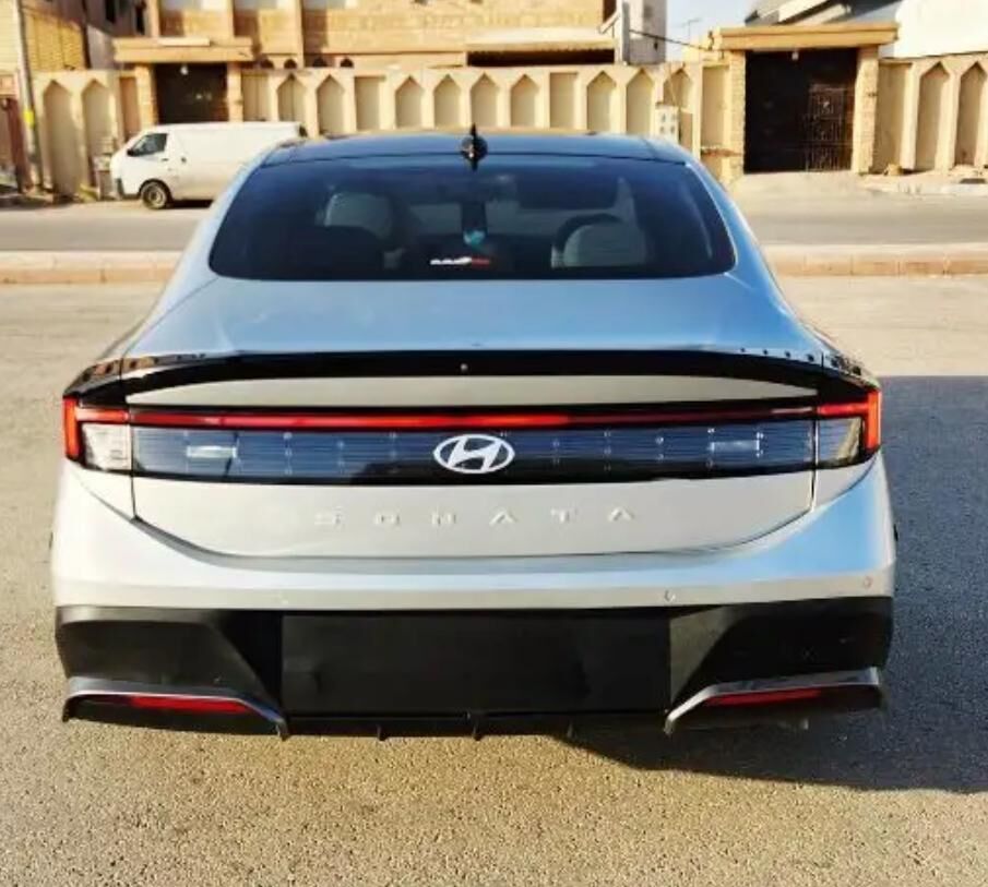 Riyadh, Vehicles, Cars & Trucks , HYUNDAI SONATA,  2024,  Automatic,  40000 KM,  FULL OPTION  SMART
