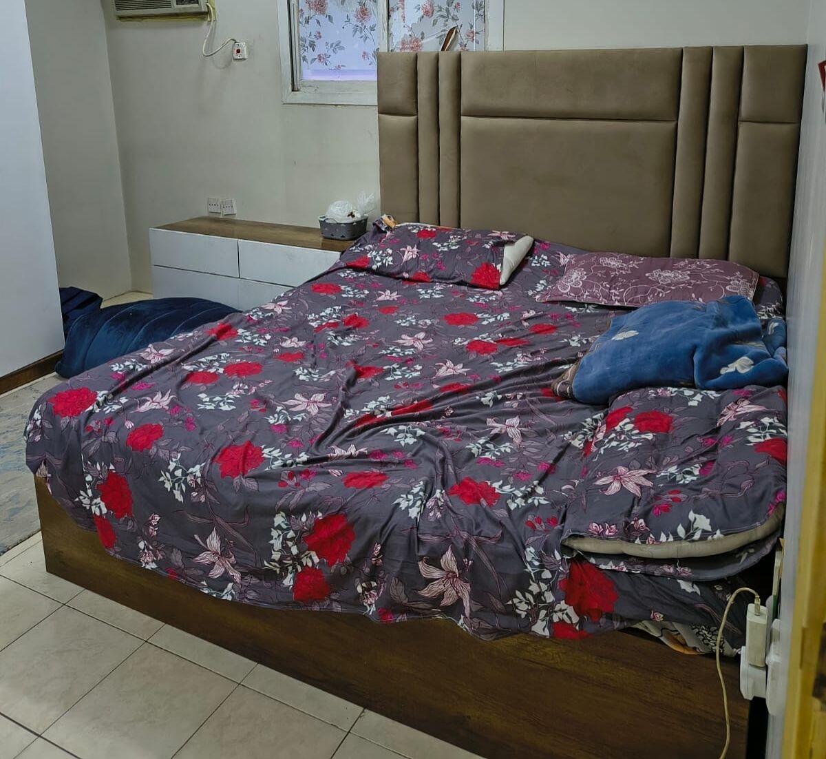 Al Malaz, Furniture, SAR 50,  Selling Used Mattress At Give Away Price