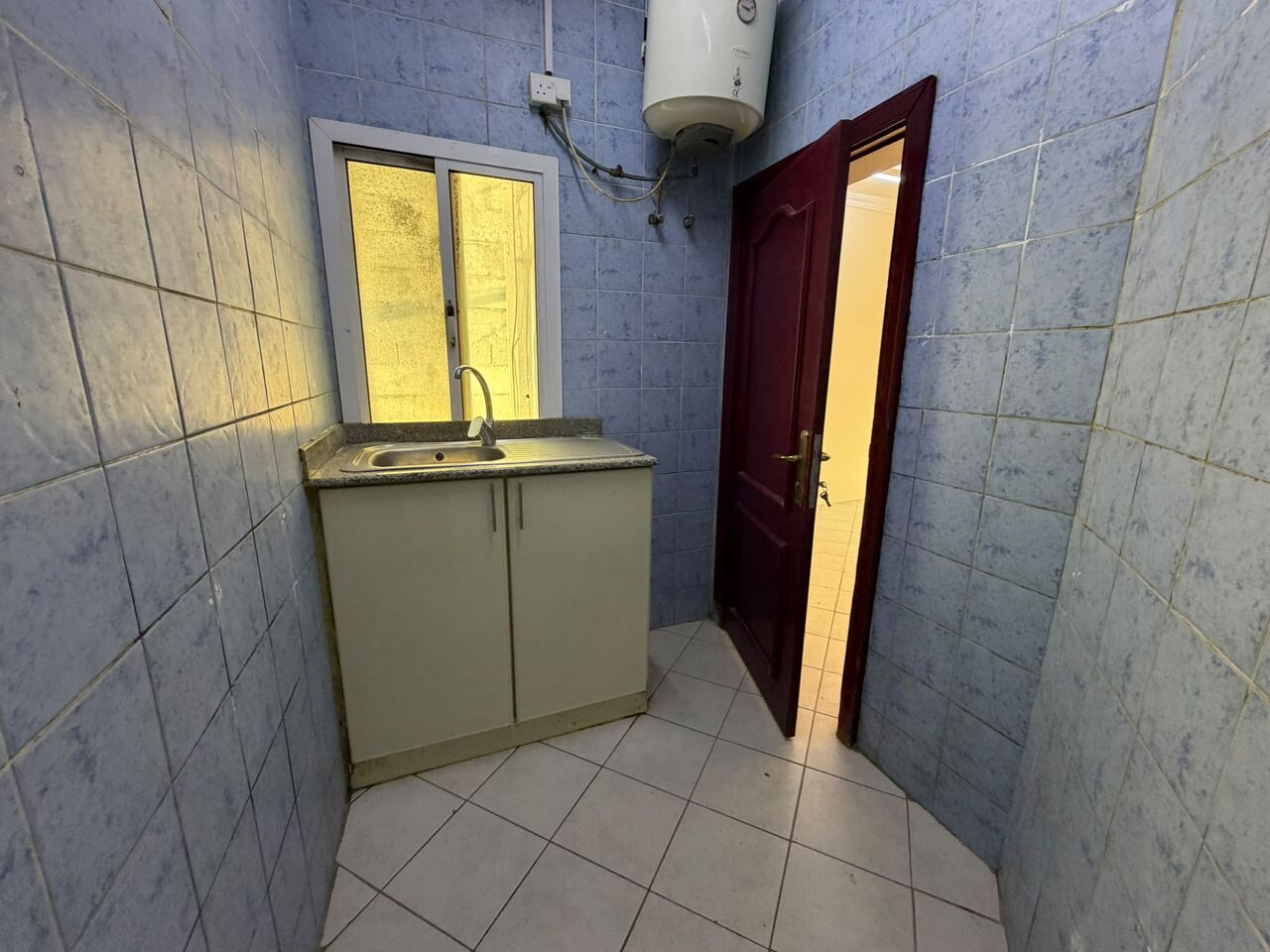 Manama, Apartments, Flats, Houses & Villas, BHD 100/month,  Studio,  Budget Rooftop Studio Apartment For Rent In Manama