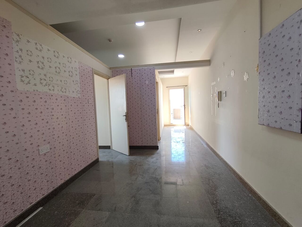 Sitra, Apartments, Flats, Houses & Villas, BHD 160/year,  1 BR,  Sitra:- 1Bhk Flat On Rent With Unlimited Ewa & Central Ac..