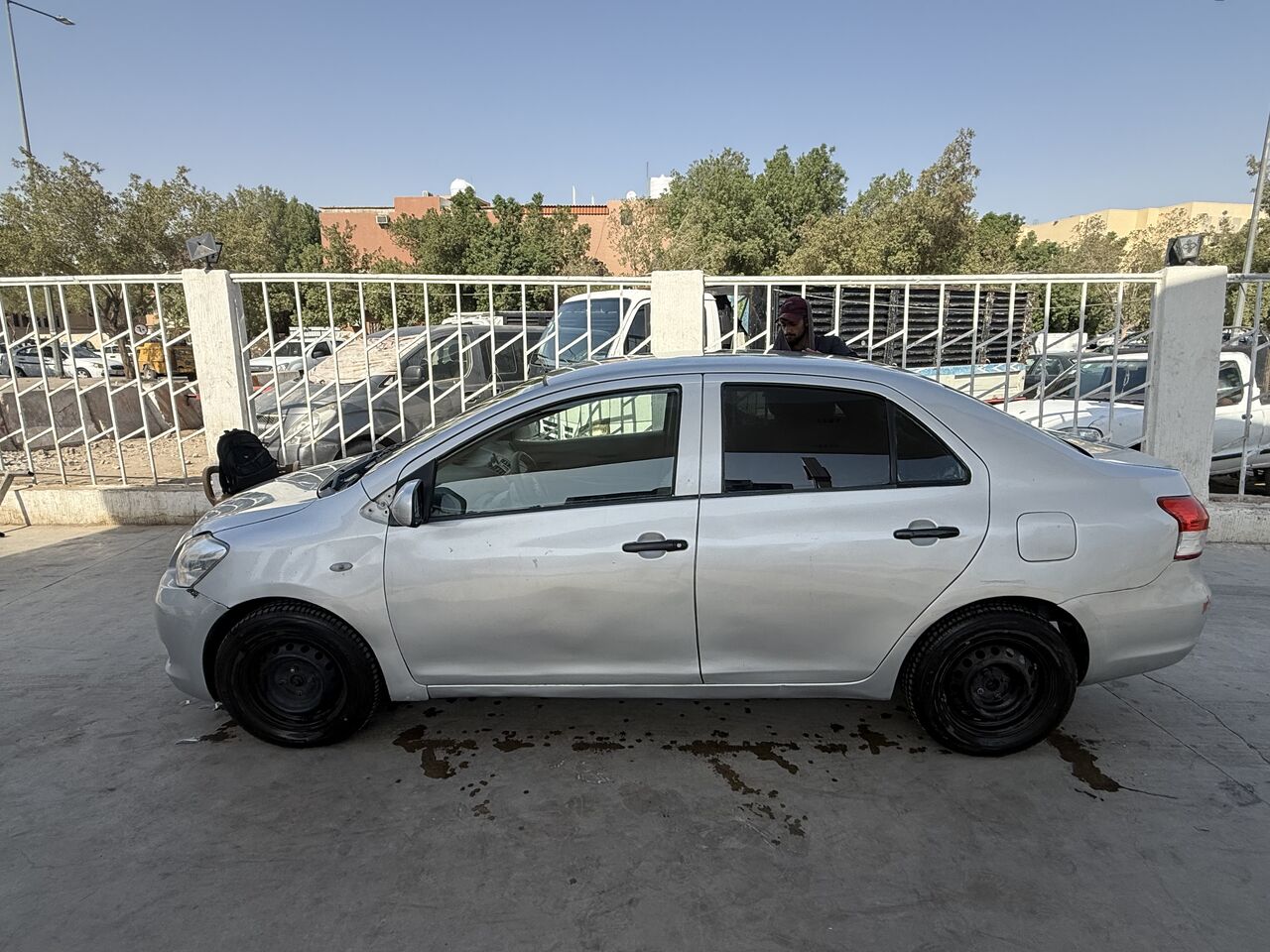 Riyadh, Vehicles, Cars & Trucks , SAR 13500,  Yaris Auto 2009,  2009,  Automatic,  4500000 KM,  Yaris  Auto 13500