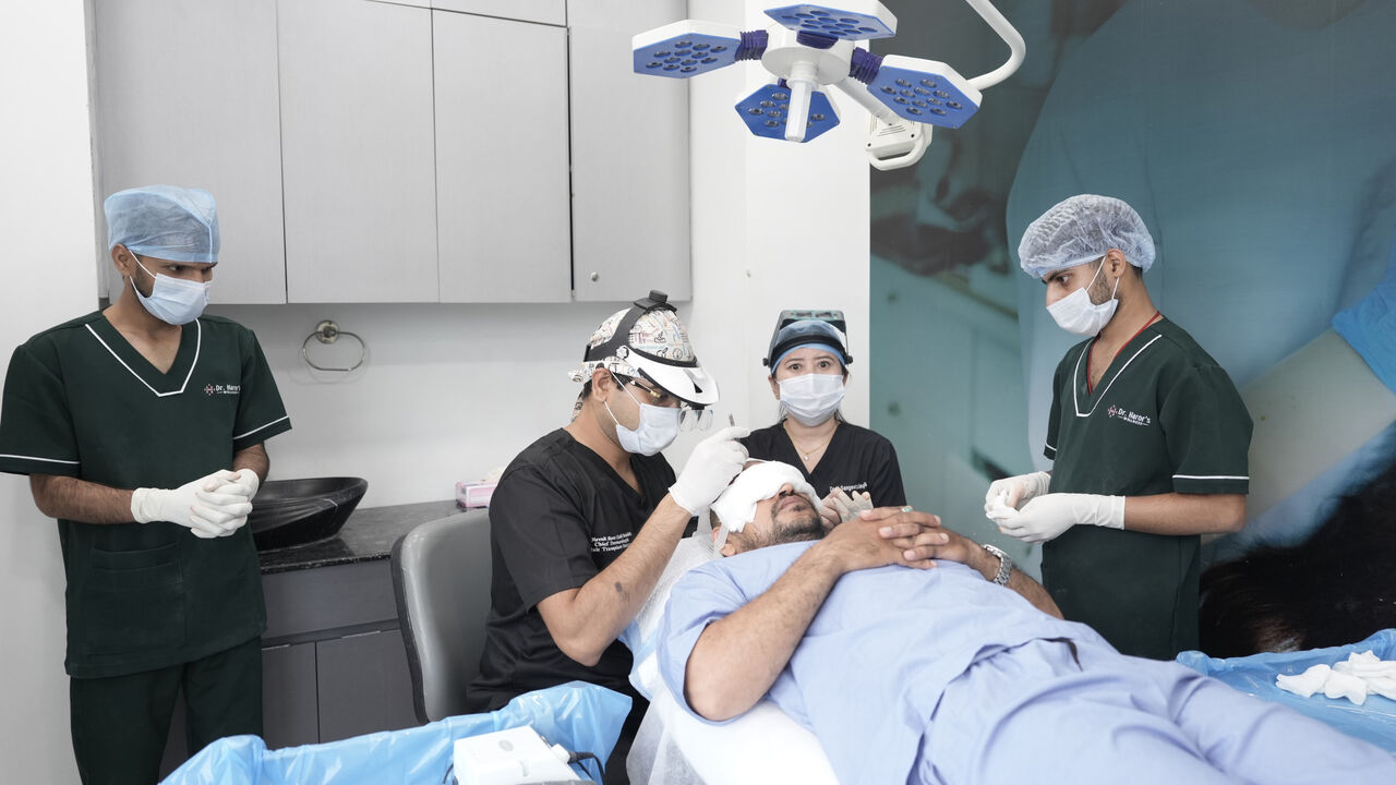 New Delhi, Health & Beauty Items, INR 50,  Get Dense And Luscious Hair With Female Hair Transplant At Dr. Haror