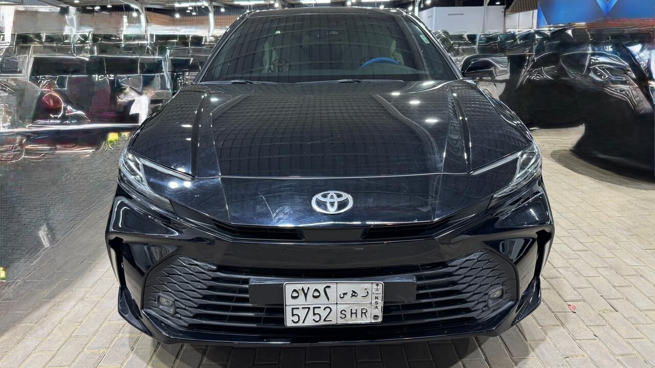 Riyadh, Vehicles, Cars & Trucks , SAR 105000,  TOYOTA CAMRY HYBRID,  2025,  Automatic,  10000 KM,  E- PLUS  HEV FULL OPTION SUNROOF F