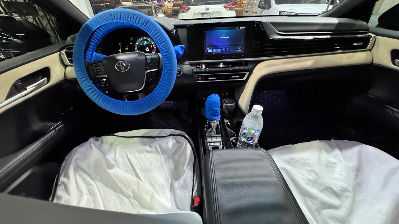 Riyadh, Vehicles, Cars & Trucks , SAR 104000,  TOYOTA CAMRY HYBRID,  2025,  Automatic,  10000 KM,  E- PLUS  HEV FULL OPTION SUNROOF G