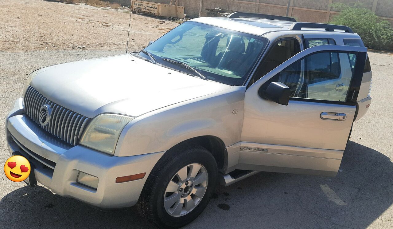 Al Murabba, Vehicles, Cars & Trucks , SAR 11500,  Mercury Mountaineer Ford 2008,  2008,  Automatic,  326000 KM,  , Odo , Good Condition