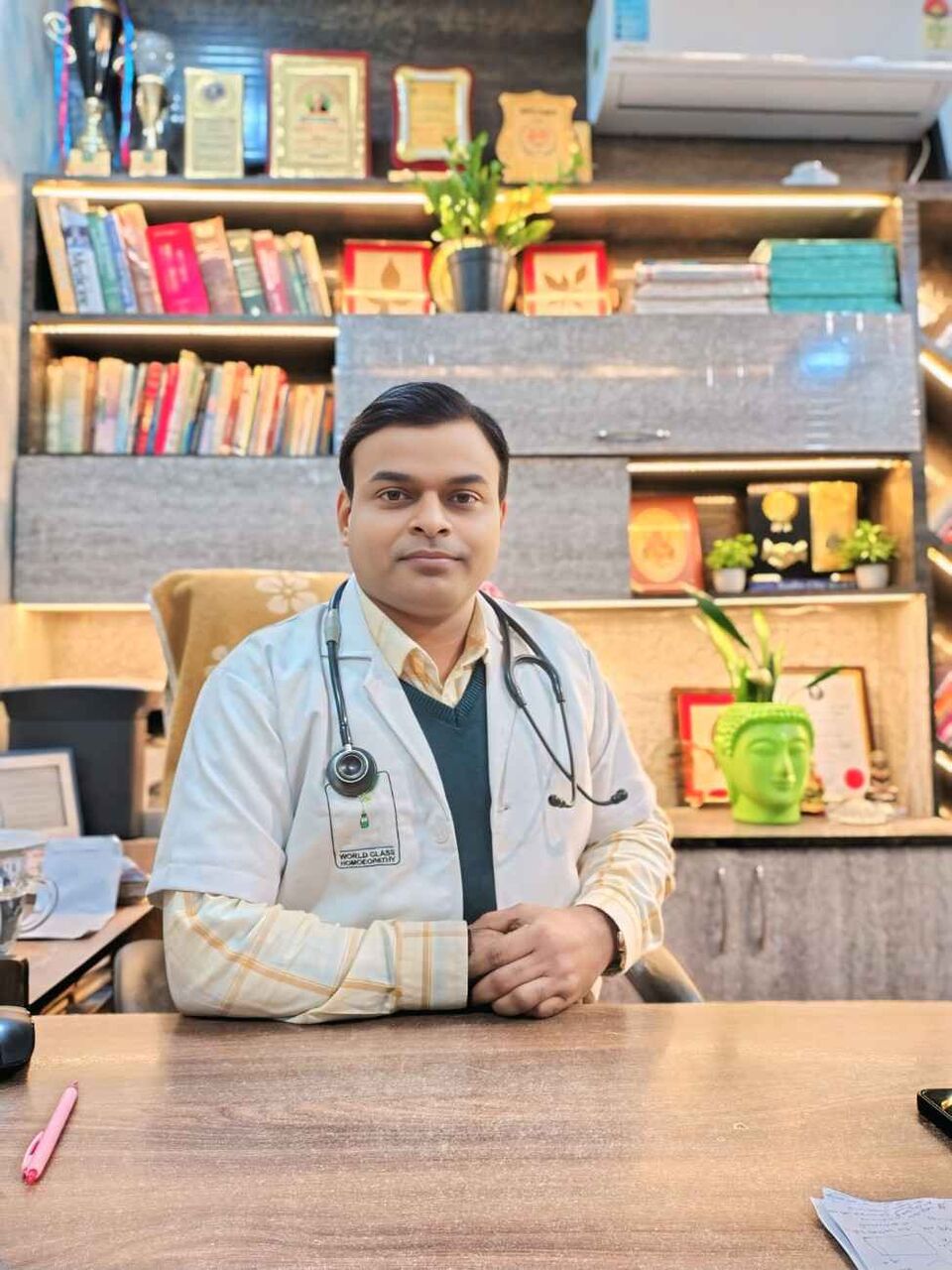 Lucknow, Health, Dr. Atul Kumar Singh (BHMS, MD, PG London) Homeopath