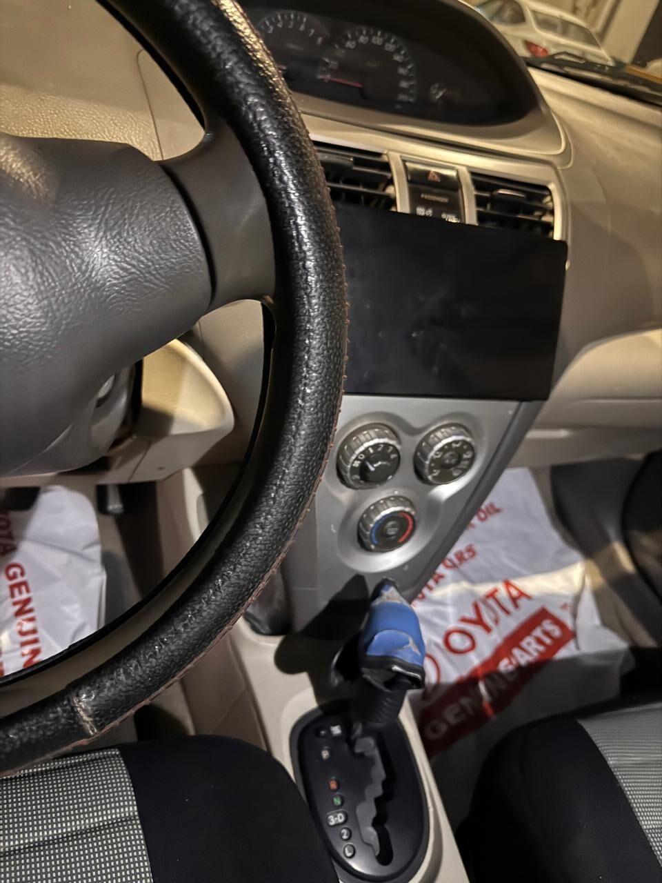 Jeddah, Vehicles, Cars & Trucks , SAR 19500,  TOYOTA YAREES,  2010,  Automatic,  163094 KM,   Neat & Clean Condition.