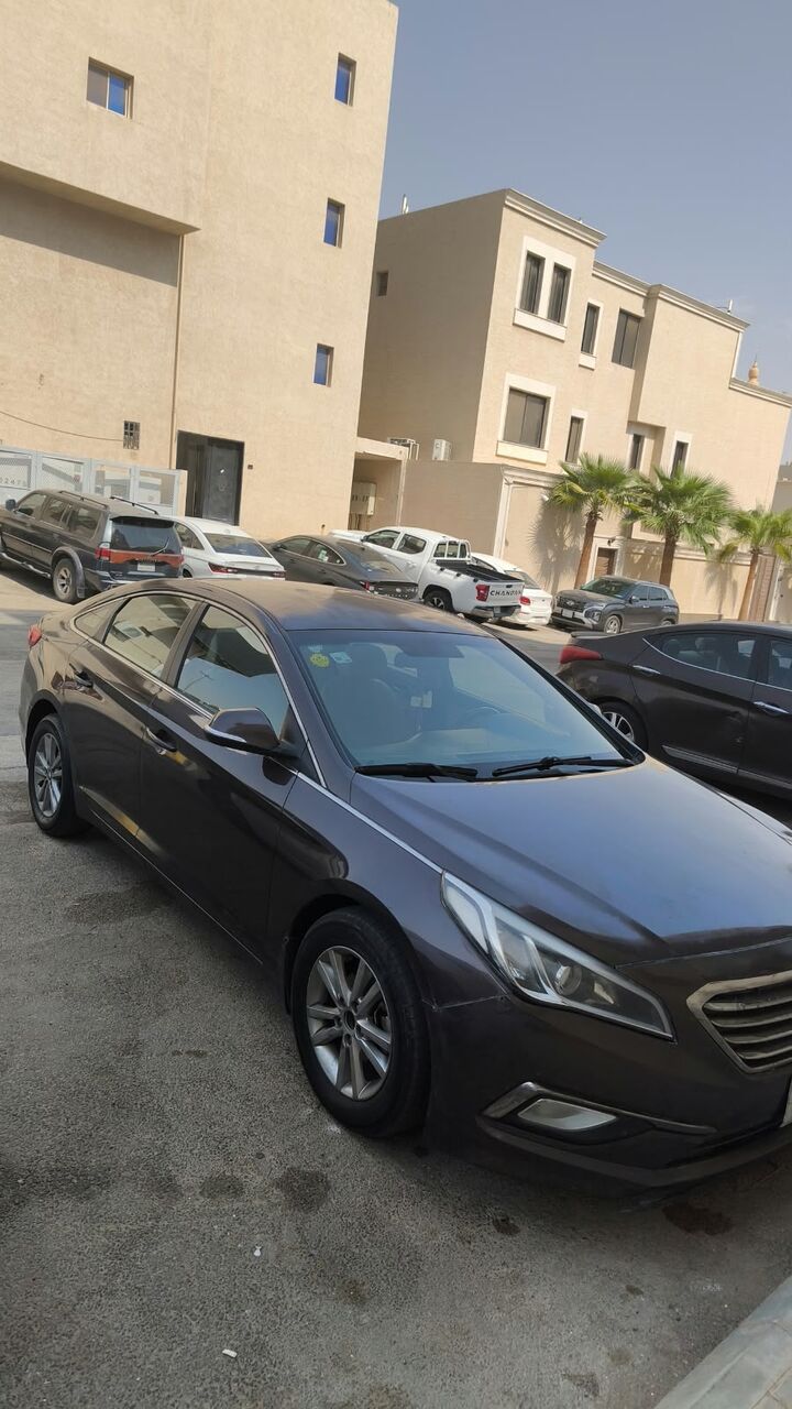 Riyadh, Vehicles, Cars & Trucks , SAR 34000,  Hyundai Sonata,  2017,  Automatic,  290000 KM,    (2.0L Standard)