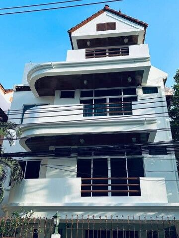 Bangkok, Villas, THB 120000,  40 Sq. Feet,  BH4250 4-story Detached House For Rent, Sukhumvit 31, Near BTS Phrom Phong, Emporium,