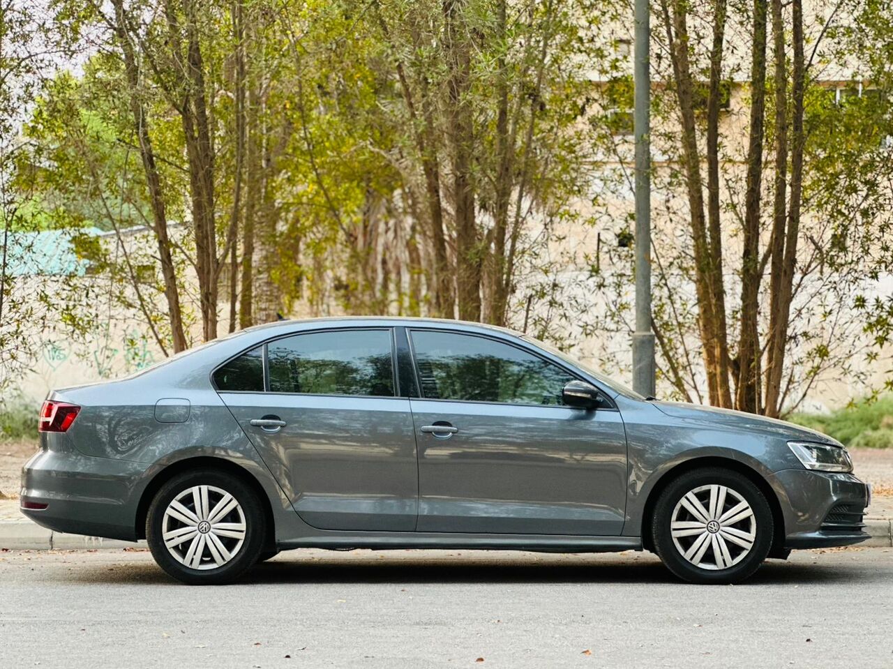 Segaya, Vehicles, Cars & Trucks , BHD 2350,  Volkswagen Jetta,  2017,  Automatic,  166000 KM,    MODEL WITH FULL COVER INSURANCE CALL ,WHATSAPP ON 35400768 ,33665080