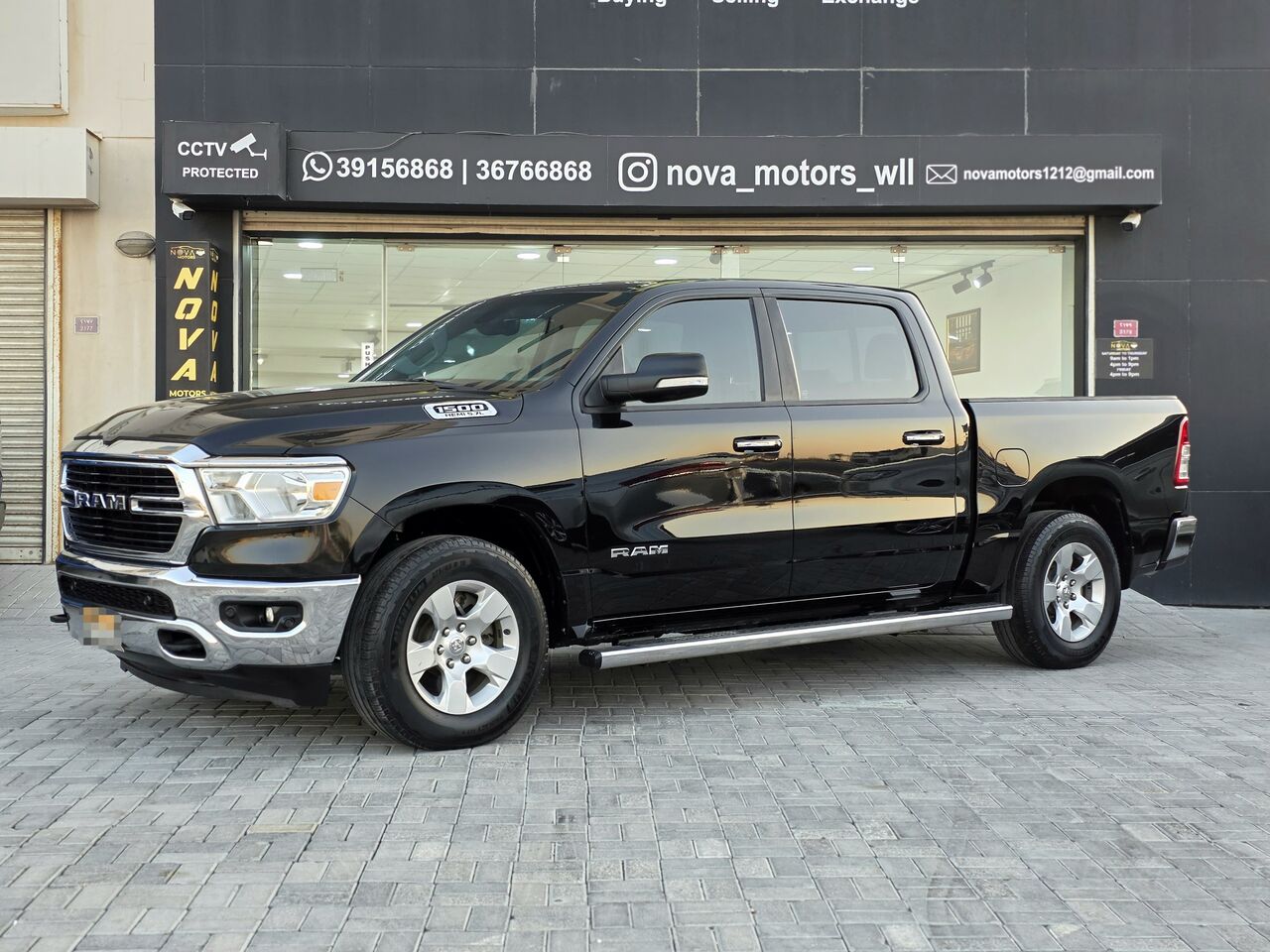 Manama, Vehicles, Cars & Trucks , BHD 9800,  Dodge Ram 1500,  2020,  Automatic,  175000 KM,  Dodge Ram Bighorn V8 5.7 4x4
