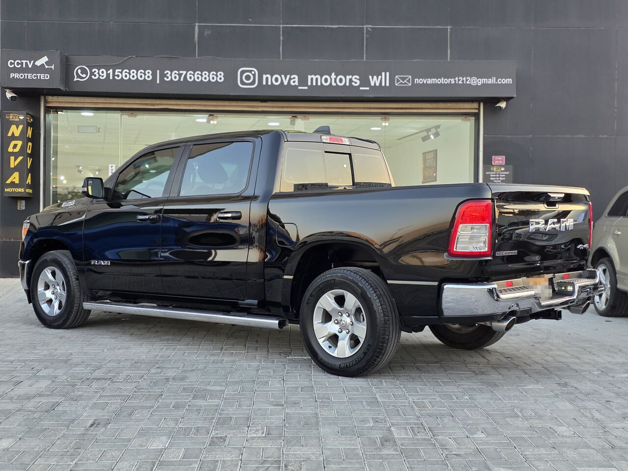 Manama, Vehicles, Cars & Trucks , BHD 9800,  Dodge Ram 1500,  2020,  Automatic,  175000 KM,  Dodge Ram Bighorn V8 5.7 4x4