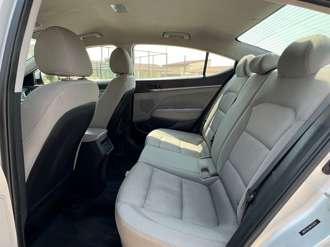 Riffa, Vehicles, Cars & Trucks , BHD 2650,  Hyundai Elantra,  2017,  Automatic,  152000 KM,   MODEL  FOR SALE