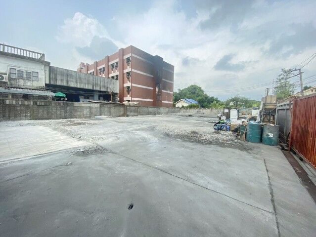 Bangkok, Villas, THB 29999,  200 Sq. Feet,  Land Filled In, 200 Sq M High, Next To The Road On 2 Sides, Poured Concrete All Over The