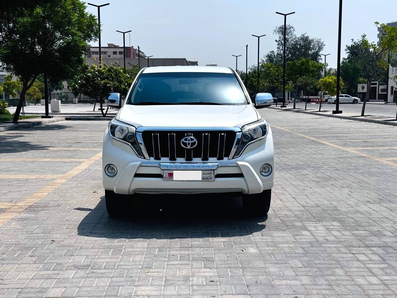 Muharraq, Vehicles, Cars & Trucks , BHD 7100,  TOYOTA PRADO,  2015,  Automatic,  171000 KM,  V4