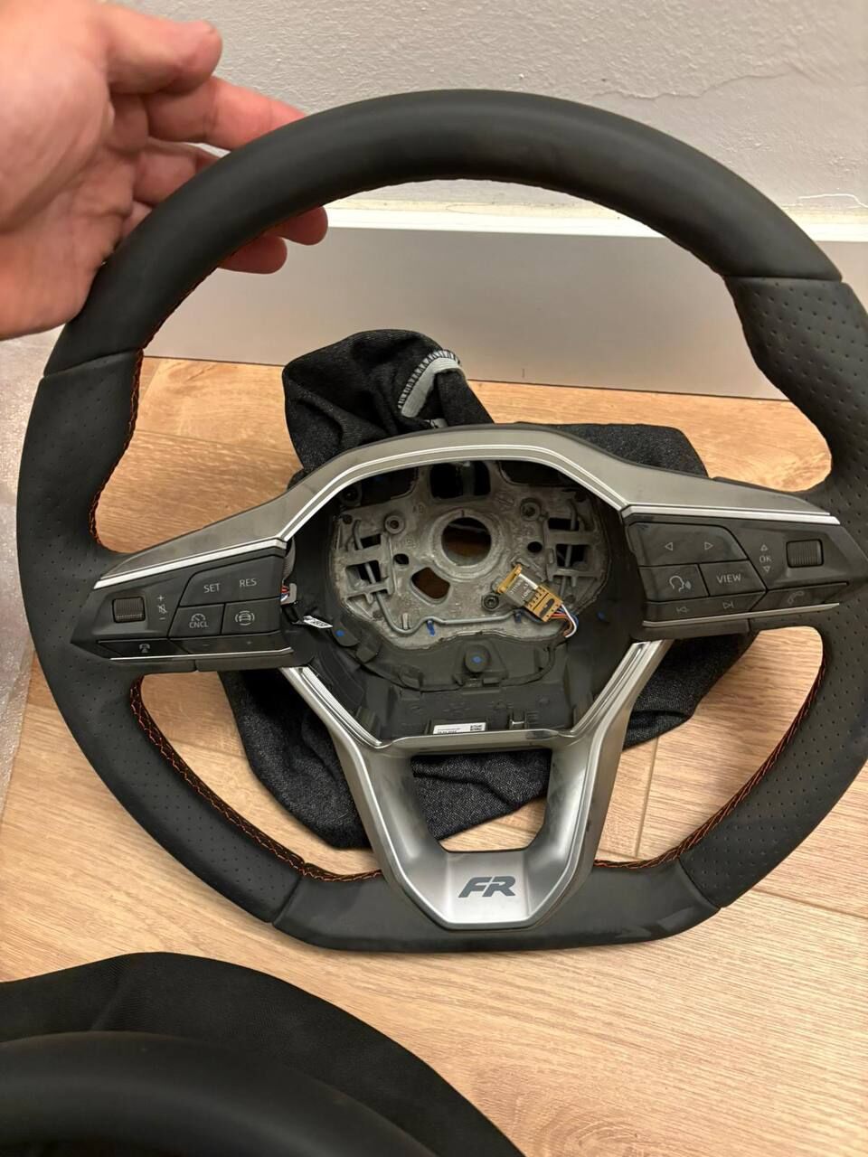 Calgary, Auto Parts, CAD 480,  3,000 Brand New Steering Wheels &ndash; Volkswagen | Audi | SEAT | &Scaron;koda