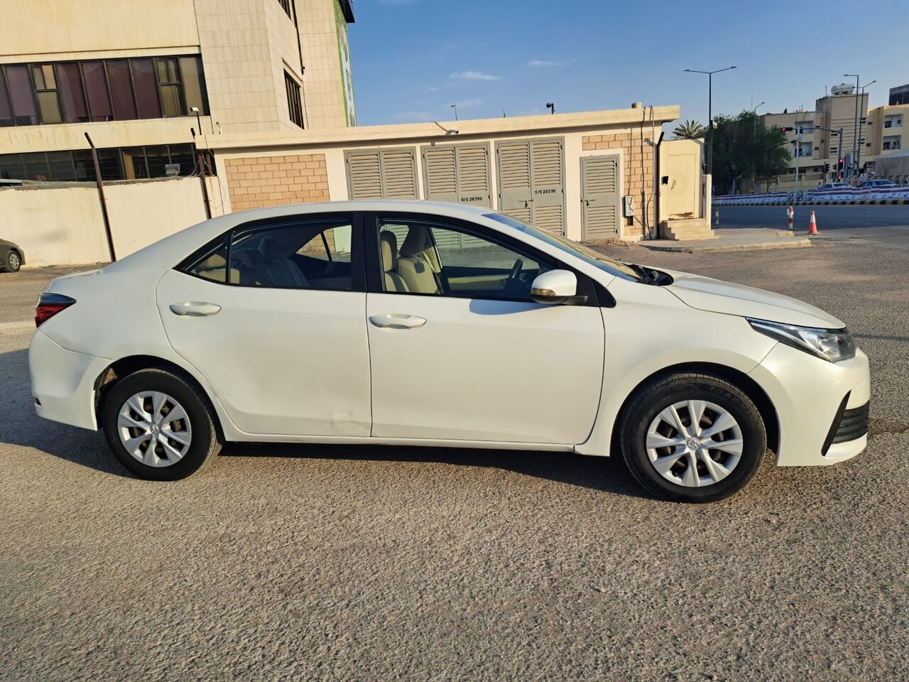 Al Khalidyia, Vehicles, Cars & Trucks , SAR 33,  Toyota Corolla XLi,  2018,  Automatic,  330 KM,  Toyota Corolla