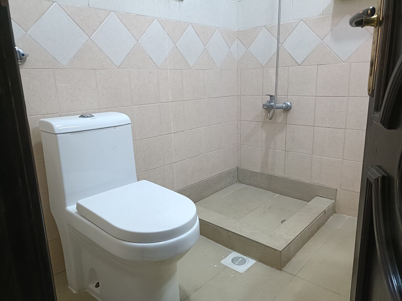 Mahooz, Apartments, Flats, Houses & Villas, BHD 280/month,  Furnished,  2 BR,  150 Sq. Meter,  Fully Furnished 2bhk With Ewa