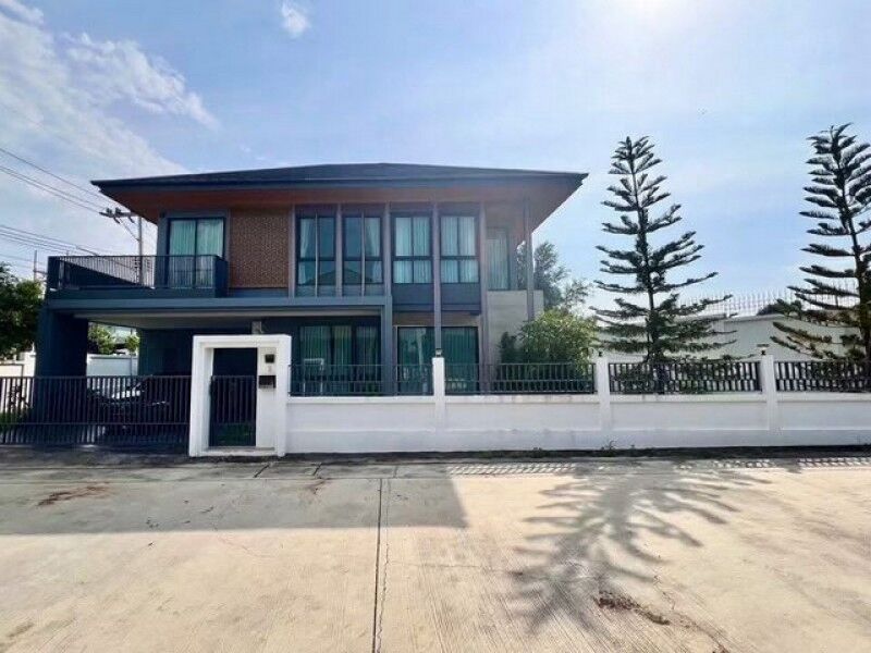 Bangkok, Real Estate For Sale, THB 8500000,  4 BR,  93 Sq. Feet,  For Sale/rent Single House, Thada Park, Vela Bueng-Bo Win, Sriracha, 4 Bedrooms, Corner