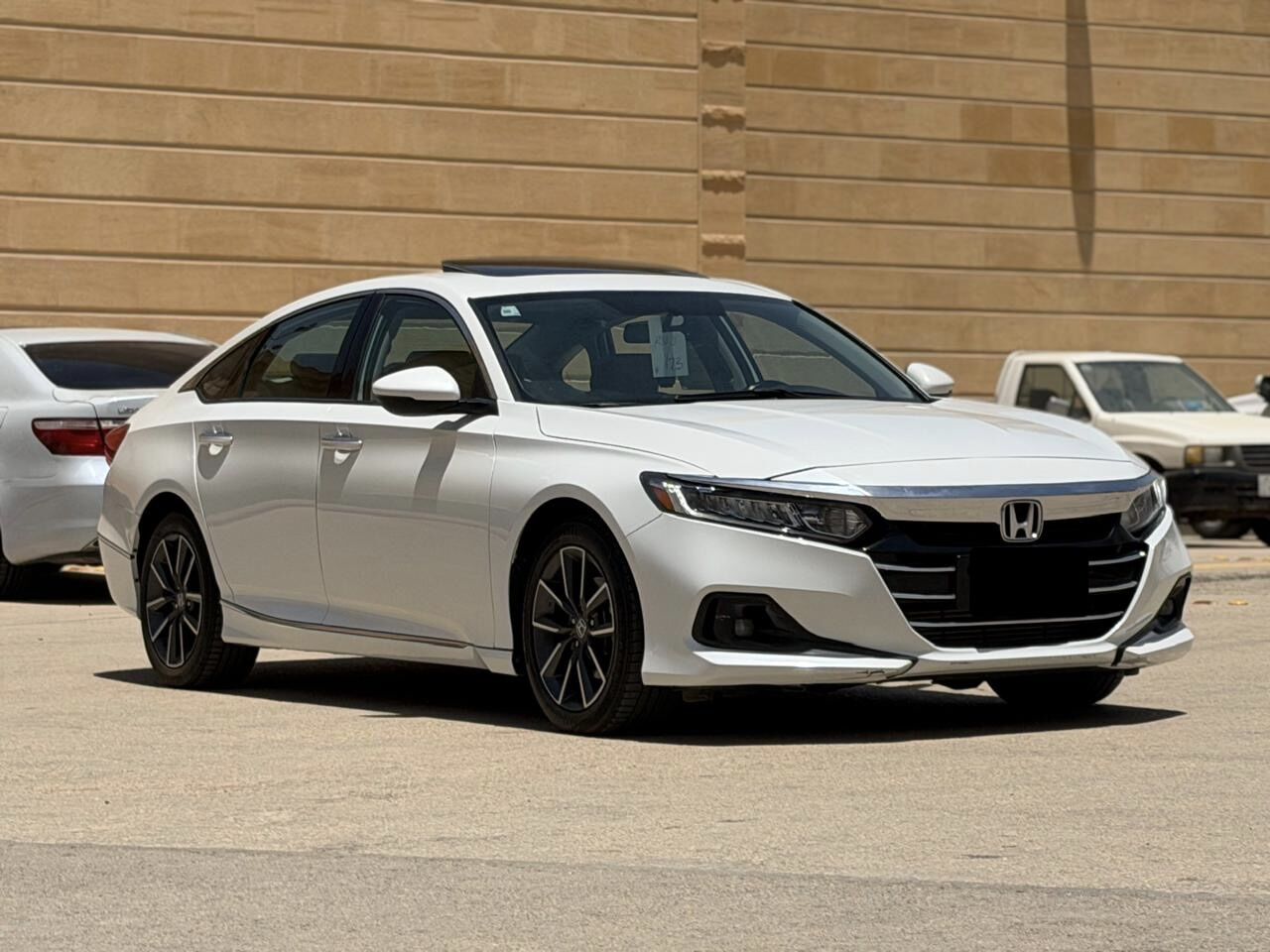 Riyadh, Vehicles, Cars & Trucks , SAR 63000,  Honda Accord,  2022,  Automatic,  221000 KM,    For Sale