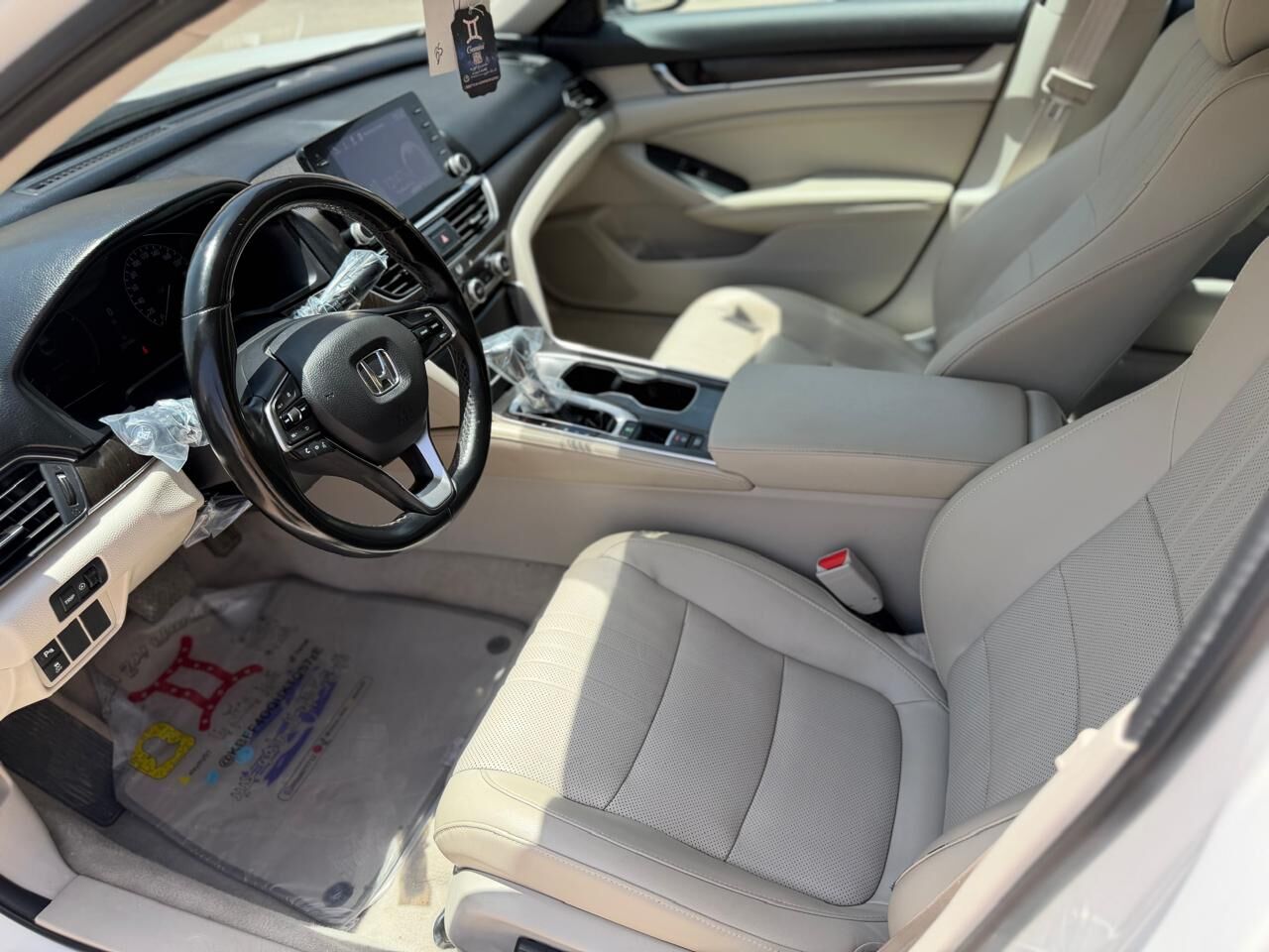 Riyadh, Vehicles, Cars & Trucks , SAR 63000,  Honda Accord,  2022,  Automatic,  221000 KM,    For Sale