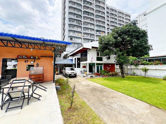 Bangkok, Real Estate For Sale, THB 48000000,  4 BR,  193 Sq. Feet,  Old House For Sale With Large Plot Of Land, 193 Square Meters, Soi Lat Phrao 92, 200
