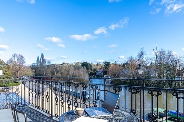 London, Travel, Boutique Hotel Near River Thames | UNO Thames Hotel