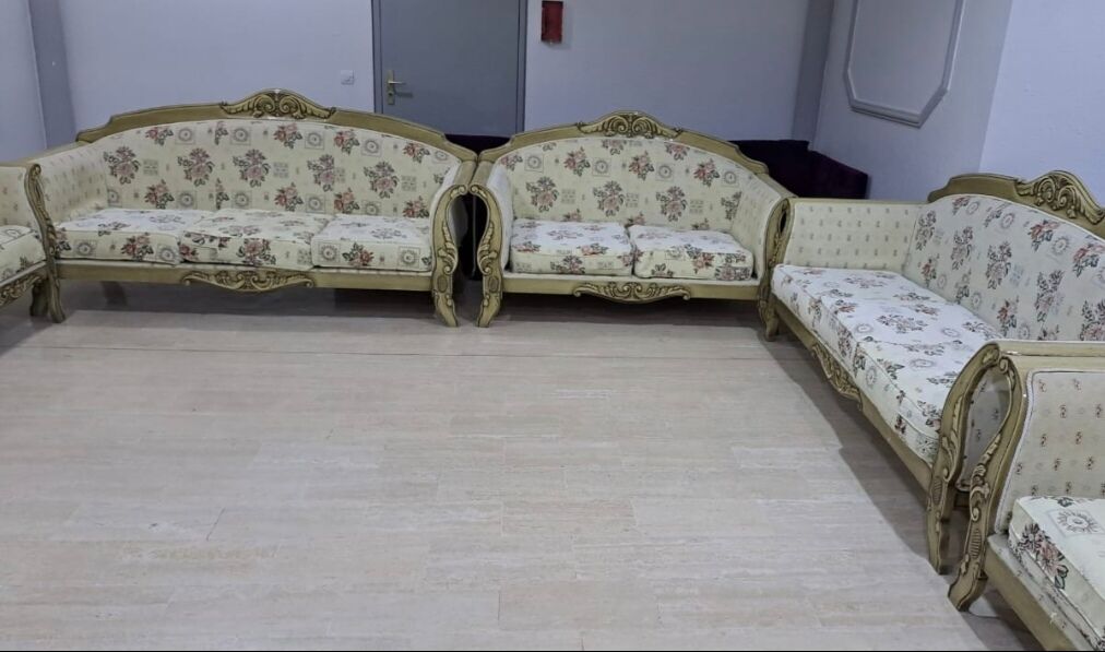 Riyadh, Furniture, SAR 350,  Neat And Big Sofa For Sale