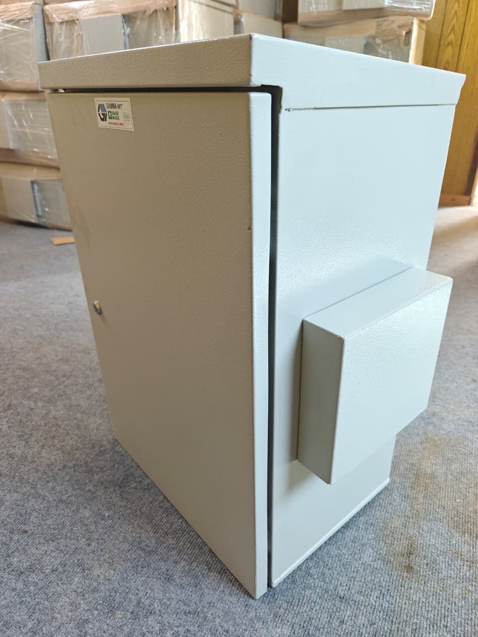Jeddah, Electronics, SAR 2000,  Outdoor ICT / Telecom Network Enclosure Cabinet &ndash; IP66 (34 Units Available)
