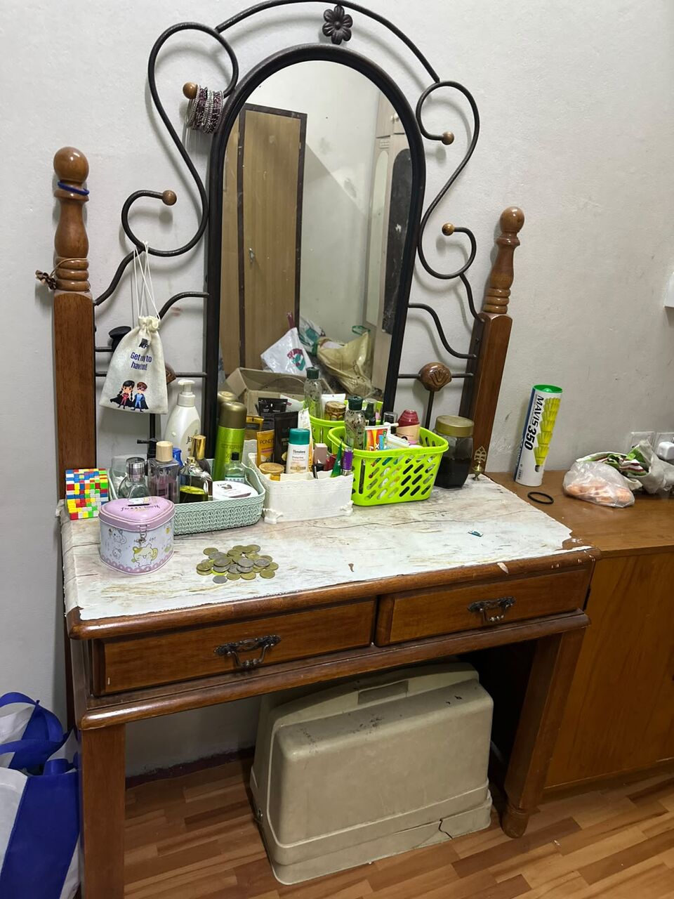 Riyadh, Household Items, SAR 450,  King Size  Bed, Dressing Table, Wooden Storage, Sofa, Treadmill