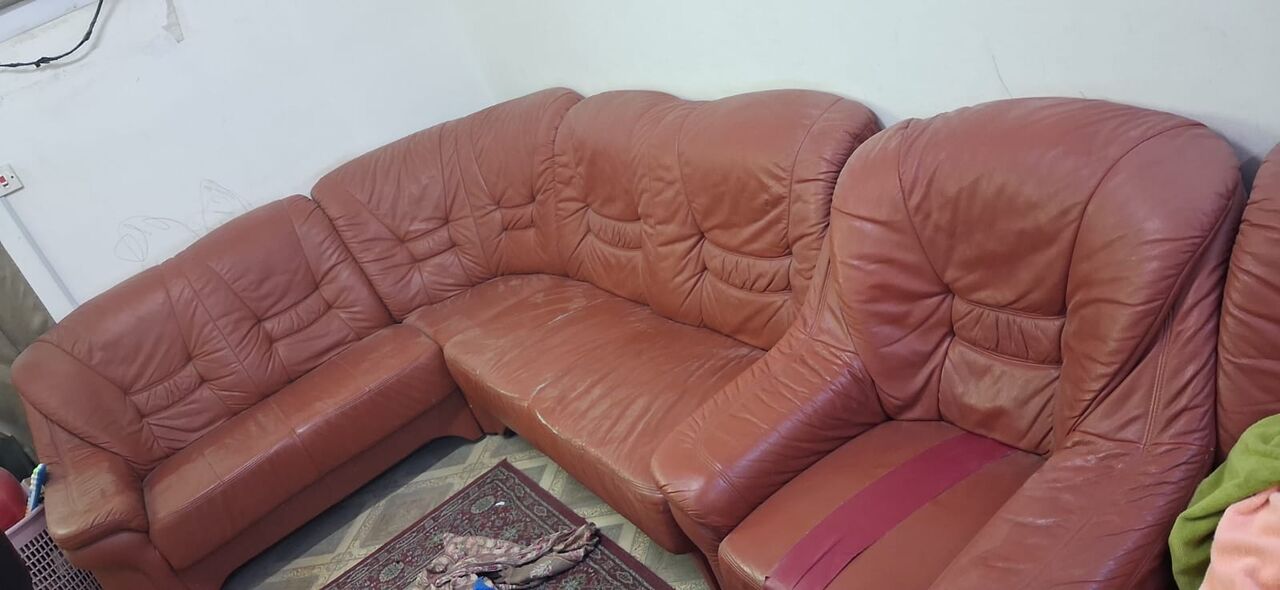 Riyadh, Furniture, SAR 399,  1Dining Table, 2 Almirah, 1Sofa Set And 1 Double Bed