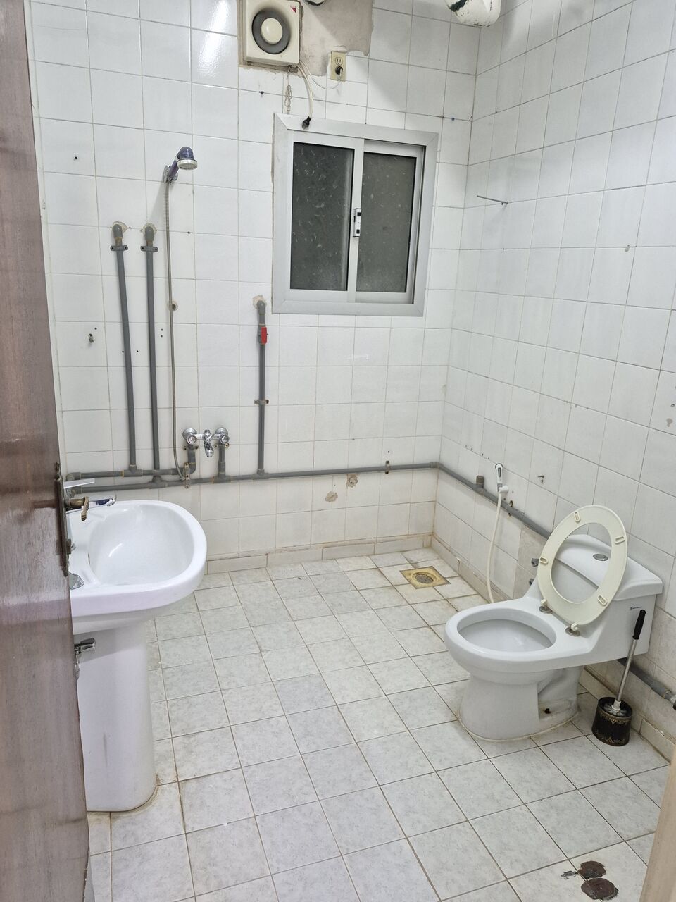 Khobar, Apartments, Flats, Houses & Villas, SAR 24000/year,  4 BR,  200 Sq. Meter,  4-BHK Apartment For Rent (First Floor) &ndash; Double Entrance