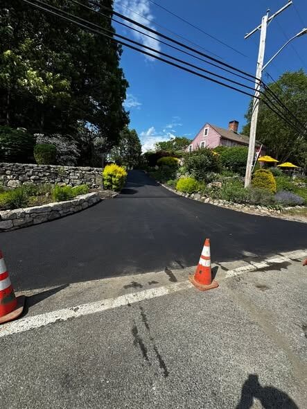 New York, Business, Trusted Asphalt Driveway And Parking Lot Paving Services In Rhode Island
