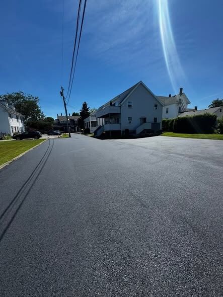 New York, Business, Trusted Asphalt Driveway And Parking Lot Paving Services In Rhode Island