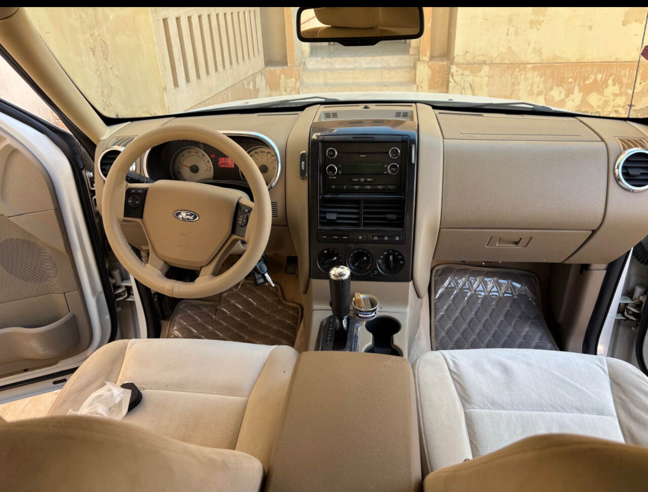 Riyadh, Vehicles, Cars & Trucks , SAR 19500,  Ford Explorer,  2010,  Automatic,  238000 KM,  Urgent Sale