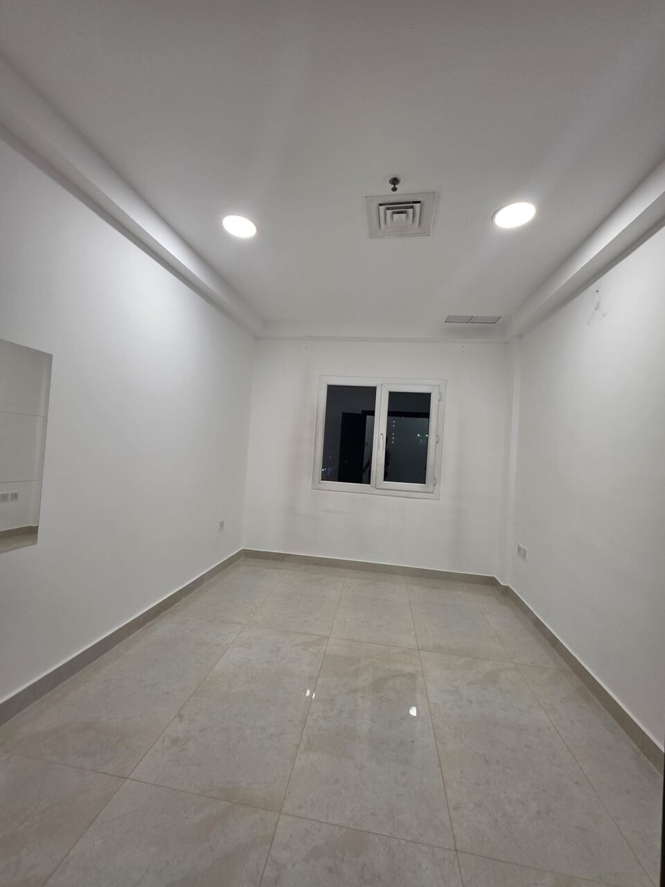 Kuwait City, Apartments, Flats, Houses & Villas, KWD 500/month,  2 BR,  Apartment For Rent In Bneid Al-Qar, Super Deluxe Finishing.