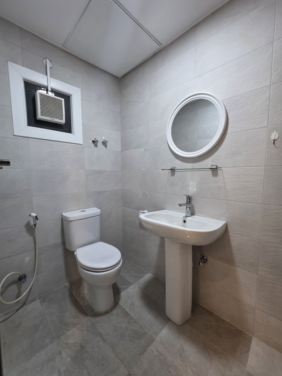 Kuwait City, Apartments, Flats, Houses & Villas, KWD 500/month,  2 BR,  Apartment For Rent In Bneid Al-Qar, Super Deluxe Finishing.