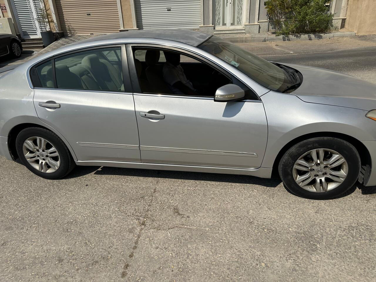 Riyadh, Vehicles, Cars & Trucks , SAR 13000,  Nissan Altima,  2010,  Automatic,  258290 KM,  Good Car For Sale